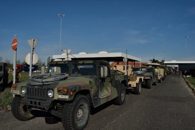 ARMÁDA: Presun amerického armádneho konvoja