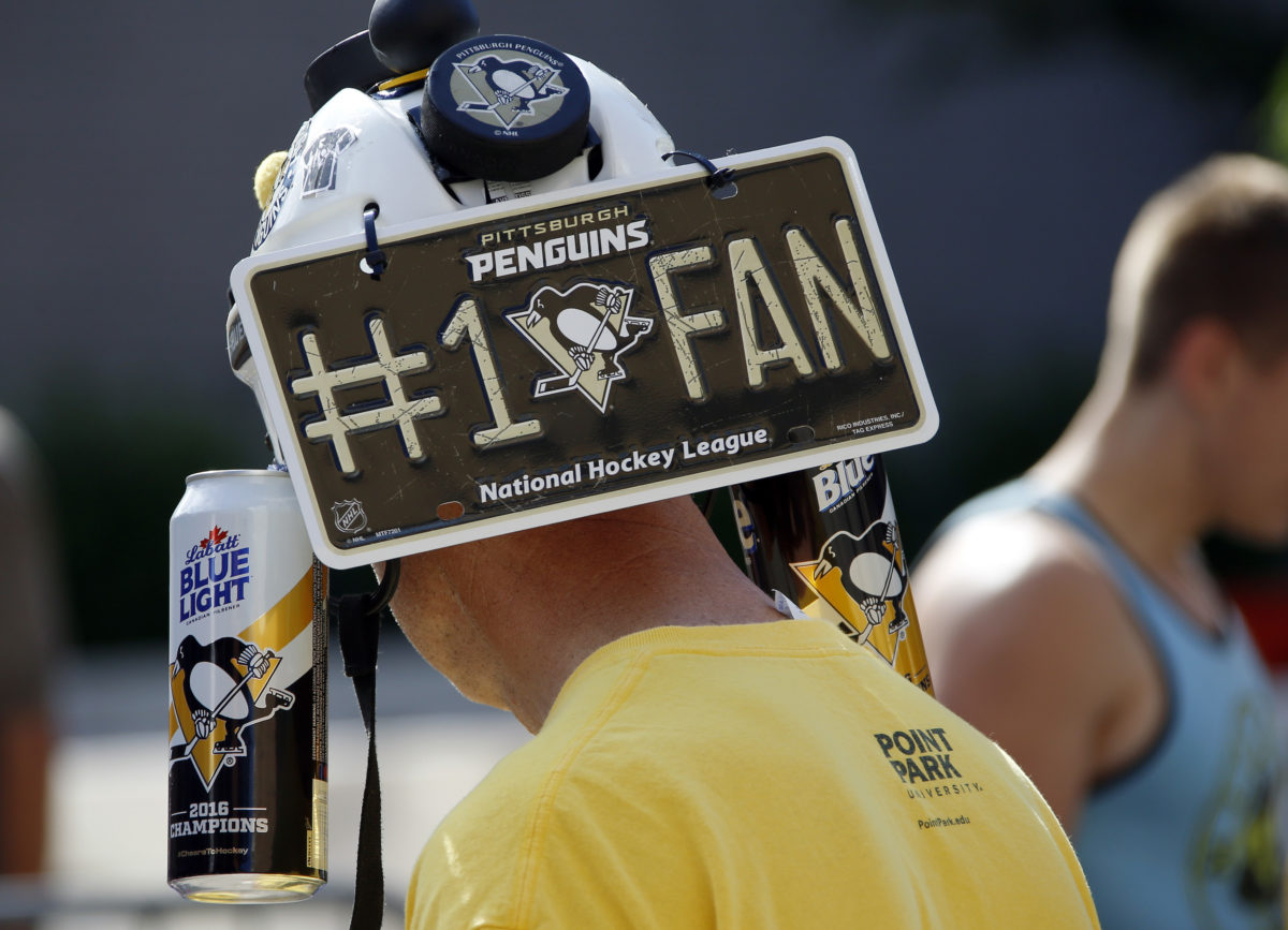 Chris Kunitz, Sidney Crosby, Justin Schultz, Ian Cole