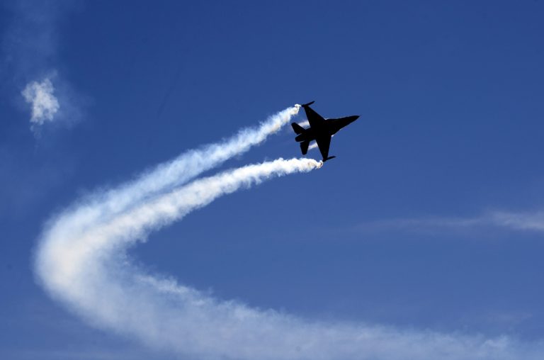 Stíhačka F 16