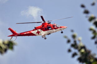 Vrtulník, leteckí záchranári