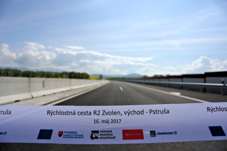 DOPRAVA: Nový úsek R2 Zvolen, východ - Pstruša