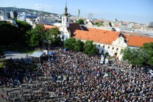 BRATISLAVA: Veľký protikorupčný pochod II.