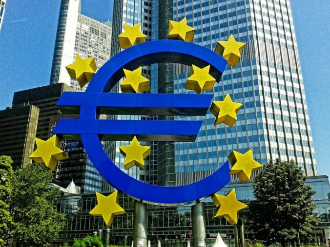 Euro, ECB