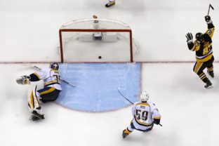 Pekka Rinne, Sidney Crosby