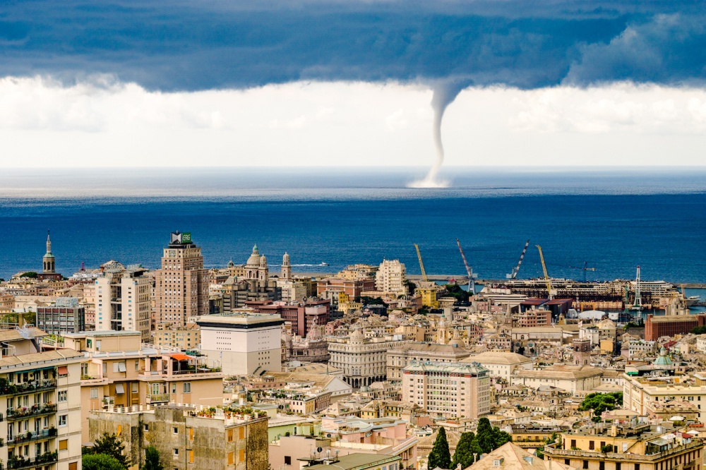 Tornado v janove.jpg