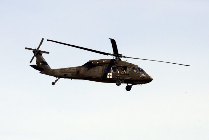 Americký vrtuľník Sikorsky UH 60 Black Hawk