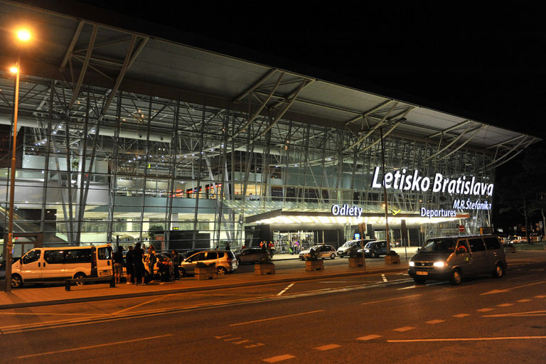 Letisko Bratislava