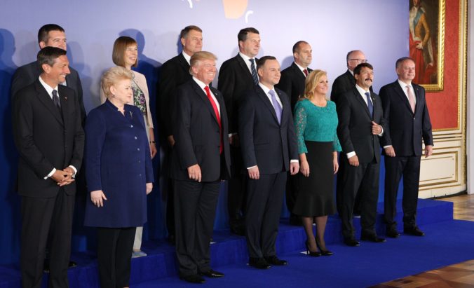 PREZIDENT: Summit Iniciatívy troch morí vo Varšave