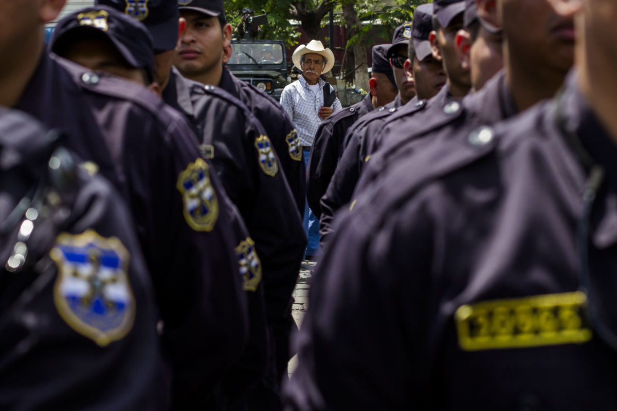 Salvador policia