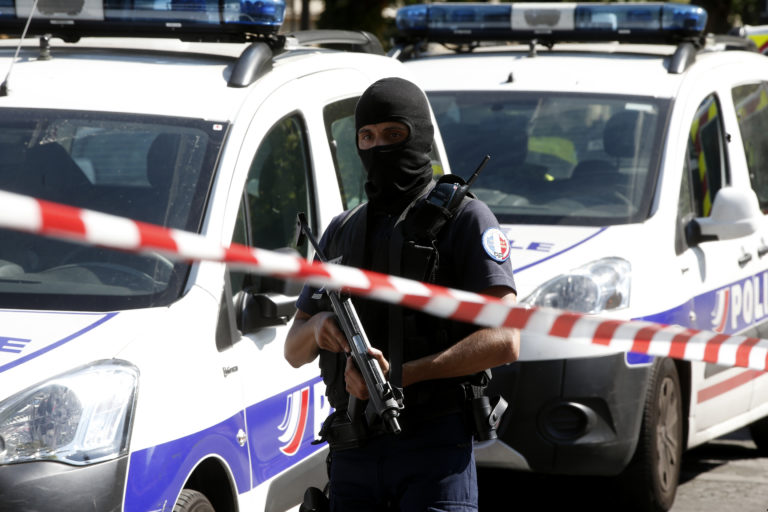 Francuzsko policia