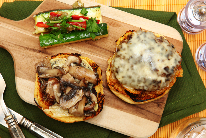 Hamburger, jedlo, hubový hamburger