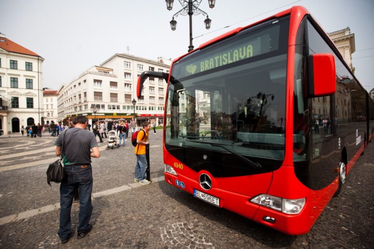 Autobus
