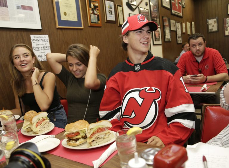 Nico Hischier