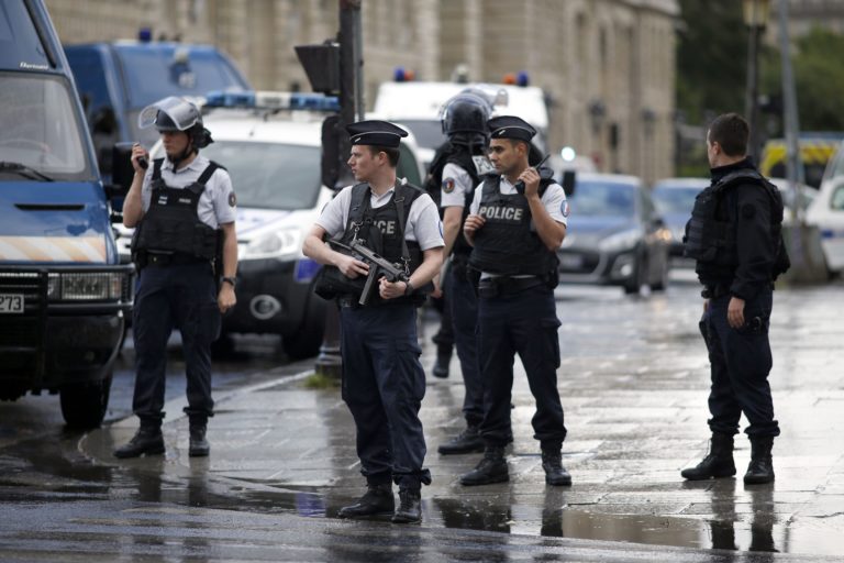 Polícia, Paríž, francúzsko
