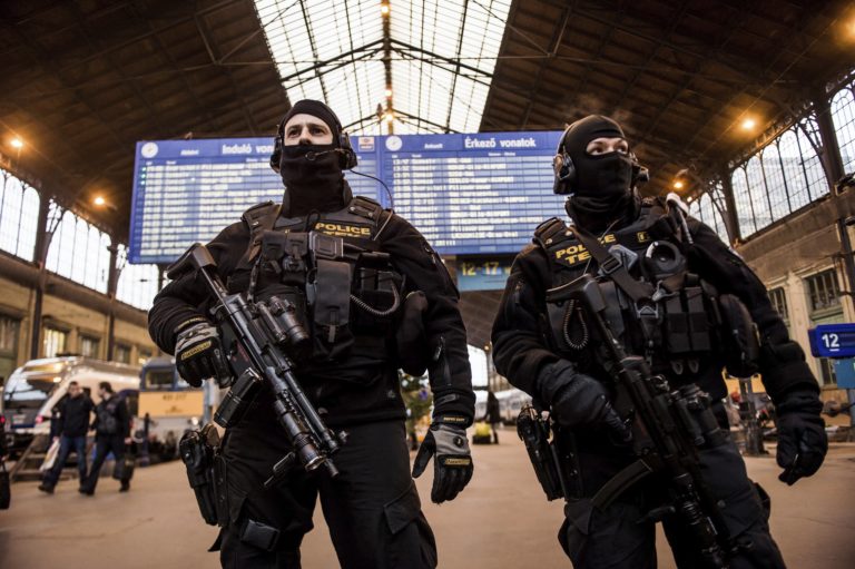 Maďarsko, polícia
