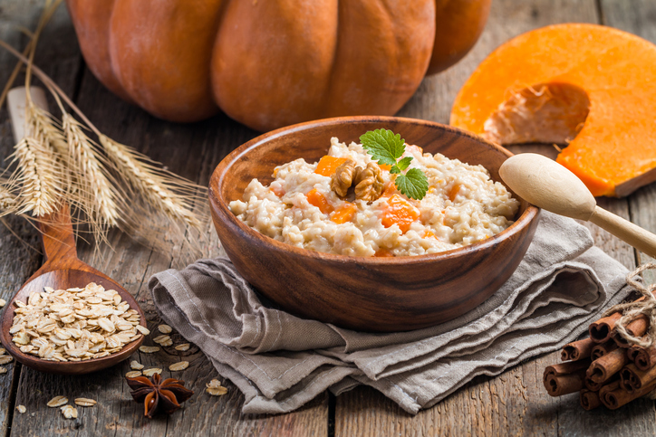 Raňajky, zdravá výživa, ovsené vločky