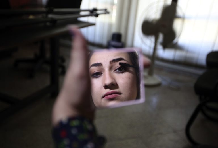 Modelka Atefa Fasíhí