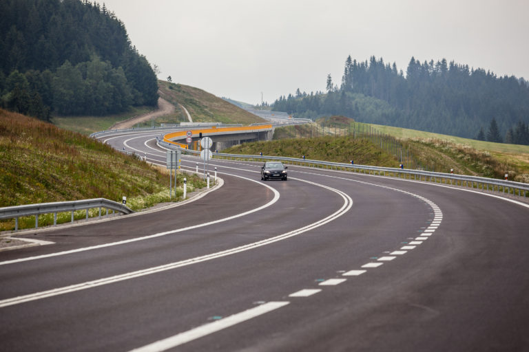 Diaľnica