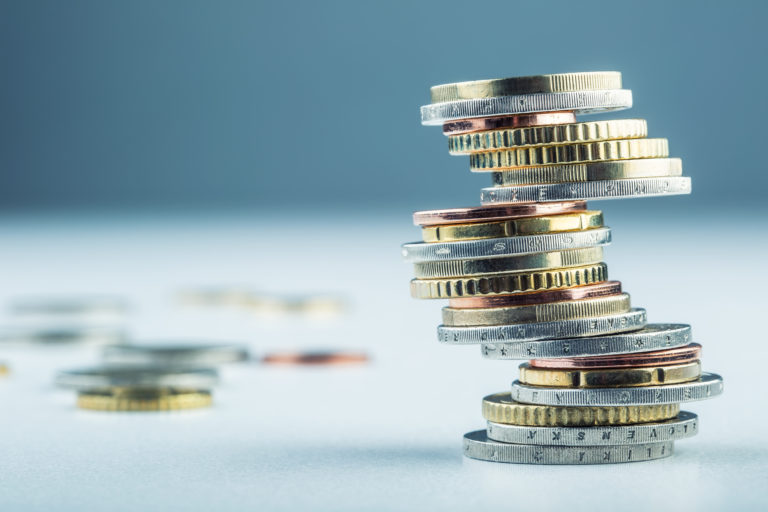 Euro; peniaze; ekonomika