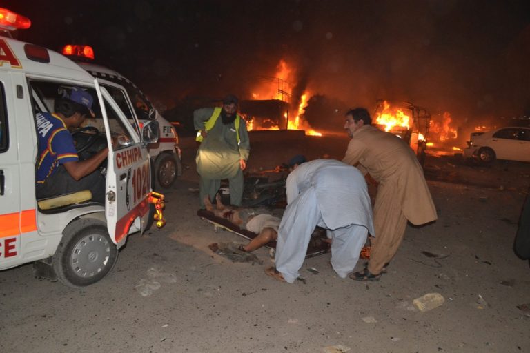 Pakistan, útok