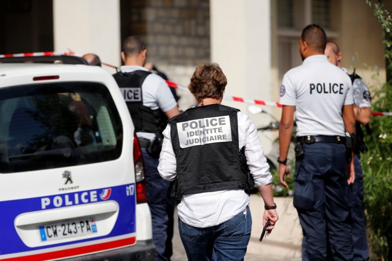 Francúzsko, polícia