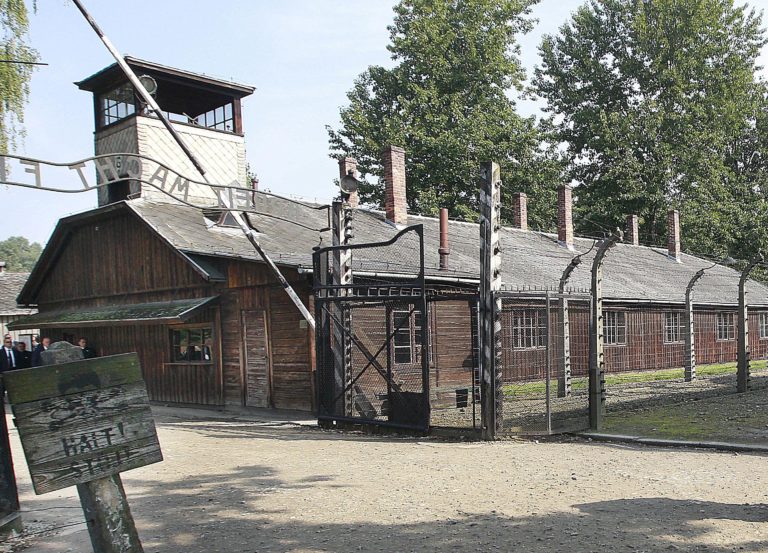 Poľsko; Auschwitz