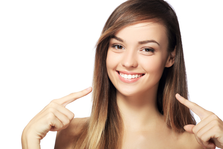 Pointing to teeth