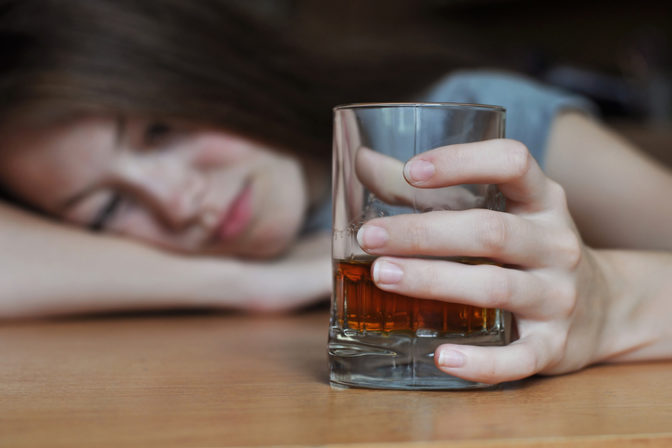Alkohol, alkoholizmus, piť
