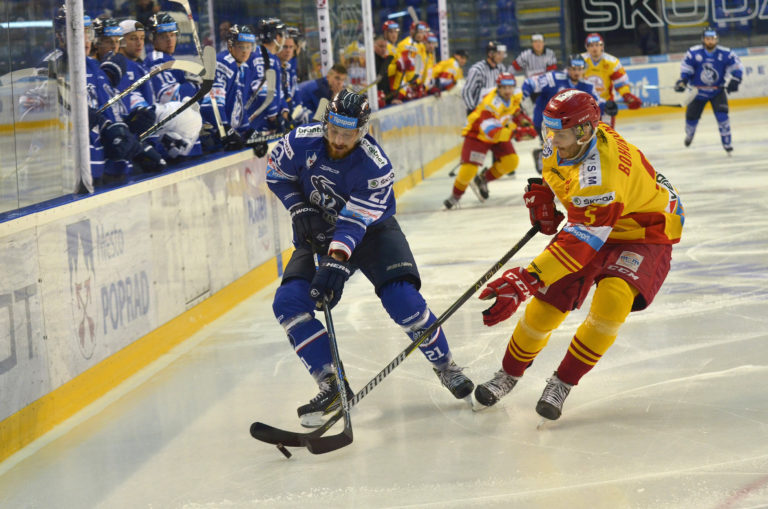 HOKEJ TL: Poprad - Trenčín