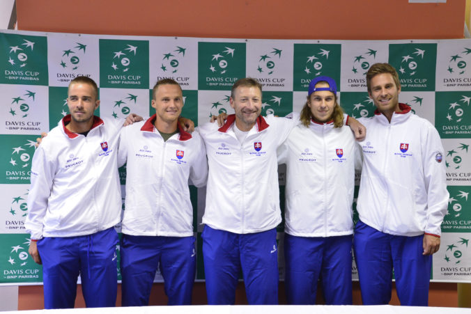 Slovenska tenisova reprezentacia
