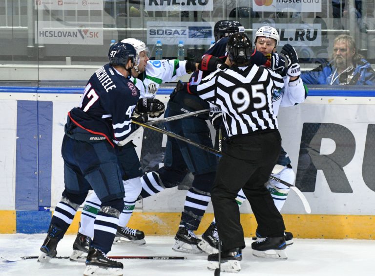 HOKEJ KHL: Bratislava - Chanty Mansijsk
