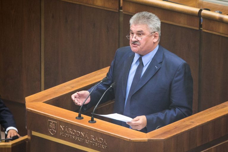 NR SR: Návrh vyslovenia nedôvery Jánovi Richterovi