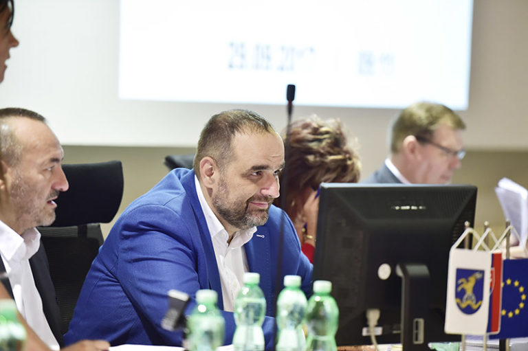 Poslanci schvalili zupnu dotacnu schemu aj na buduci rok 1.jpg