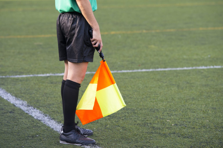 Rozhodca; futbal