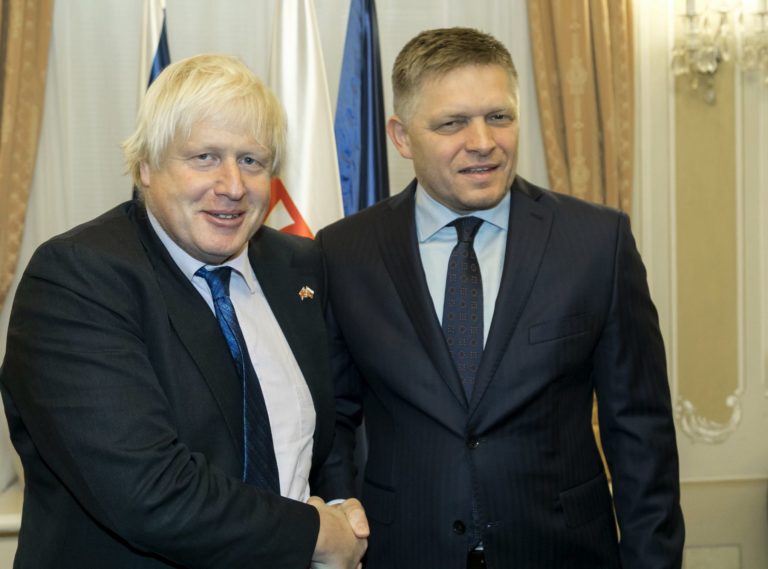 Slovensko, Veľká Británia