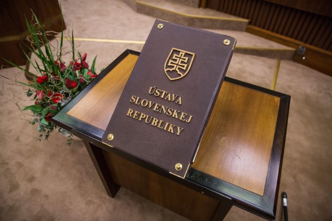 Ústava SR