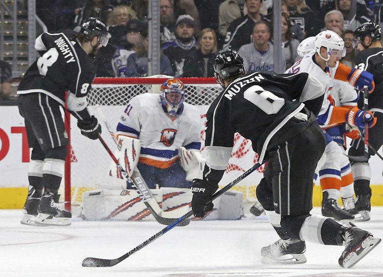 Jake Muzzin, Jaroslav Halák
