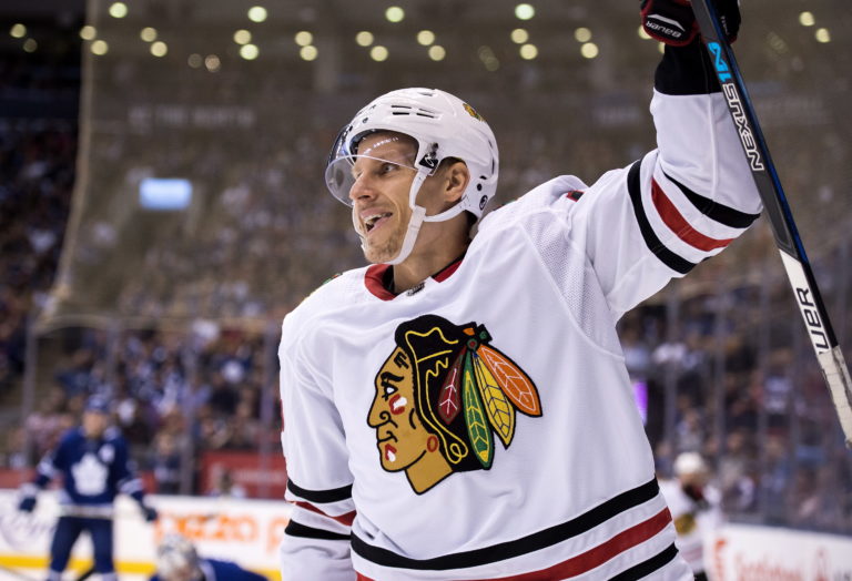 Blackhawks Maple Leafs Hockey