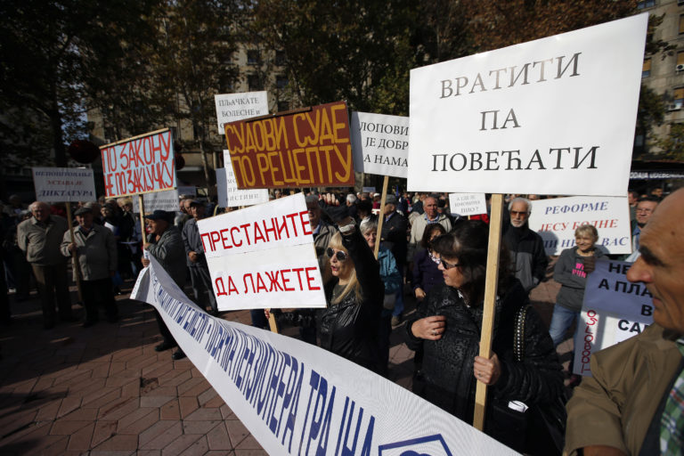 Srbsko; protest