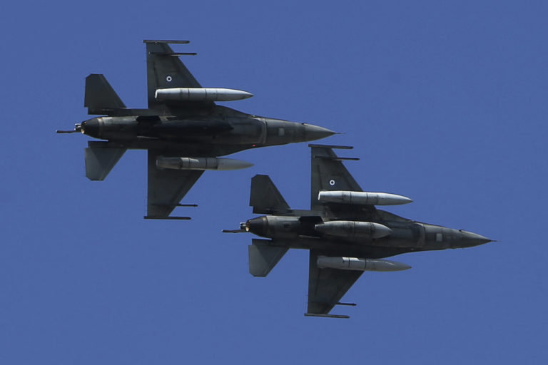 Stíhačka F 16