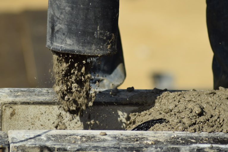 Concrete pump 2222450_1280.jpg
