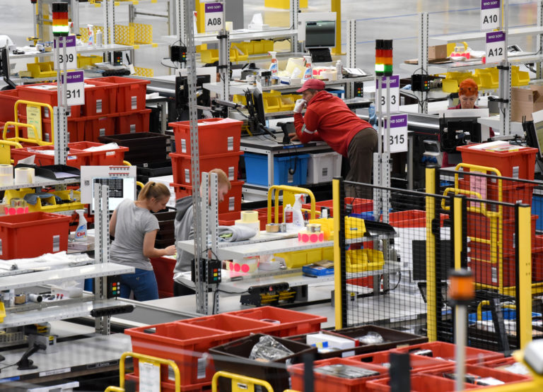AMAZON: Nové logistické centrum v Seredi
