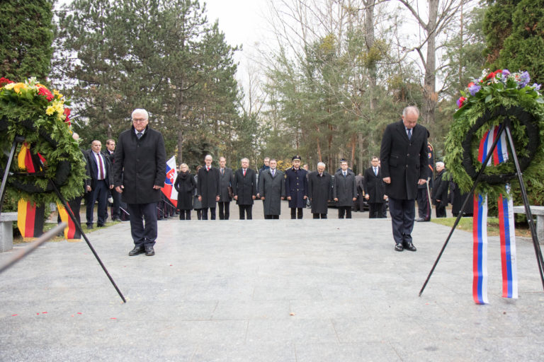 PREZIDENTI: Spomienka na obete komunizmu