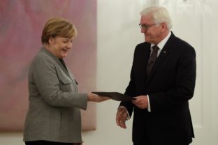 Merkelová, Steinmeier