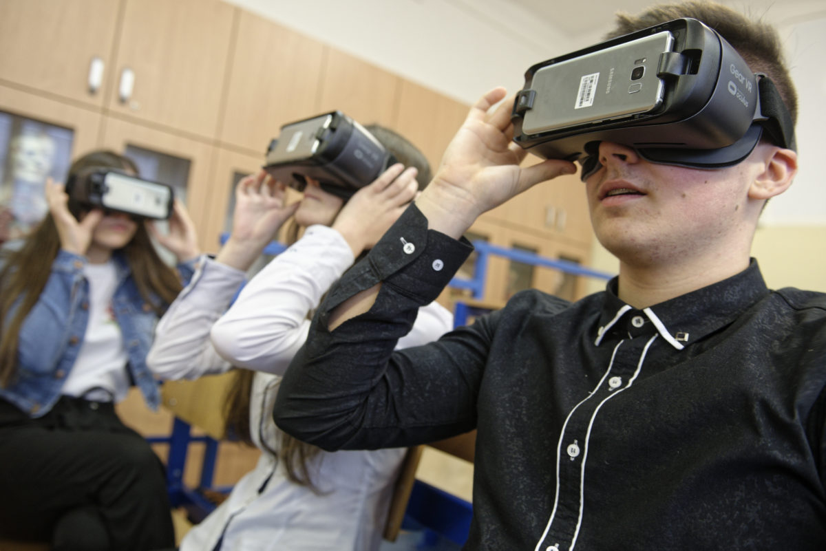 VAU - Virtuálna anatomická uèebòa - Michalovce