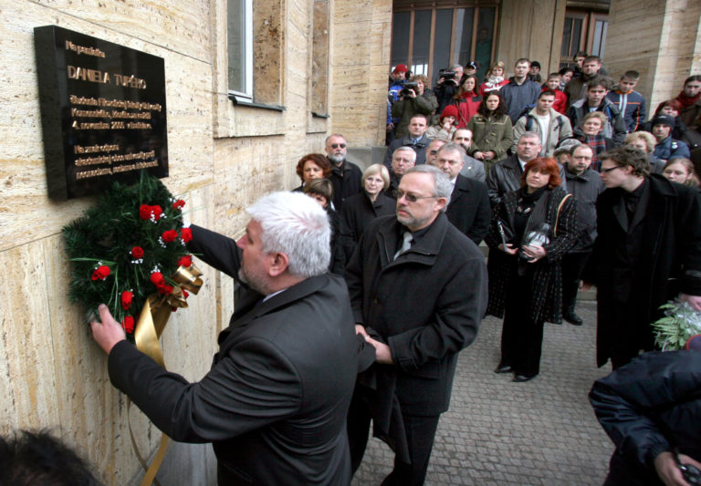 BRATISLAVA: Pamätná tabu¾a pre Daniela Tupého