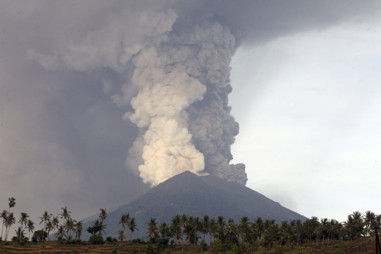 Sopka Mount Agung