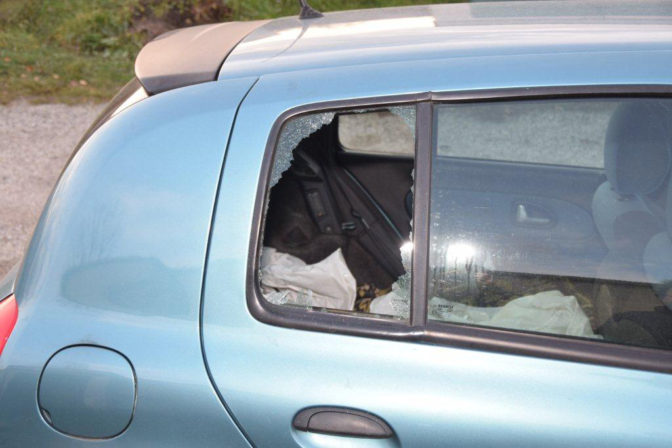 POLÍCIA: Pokus o krádež auta