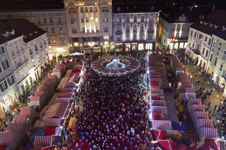 BRATISLAVA: Vianočné trhy