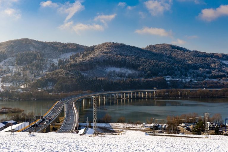 Diaľnice